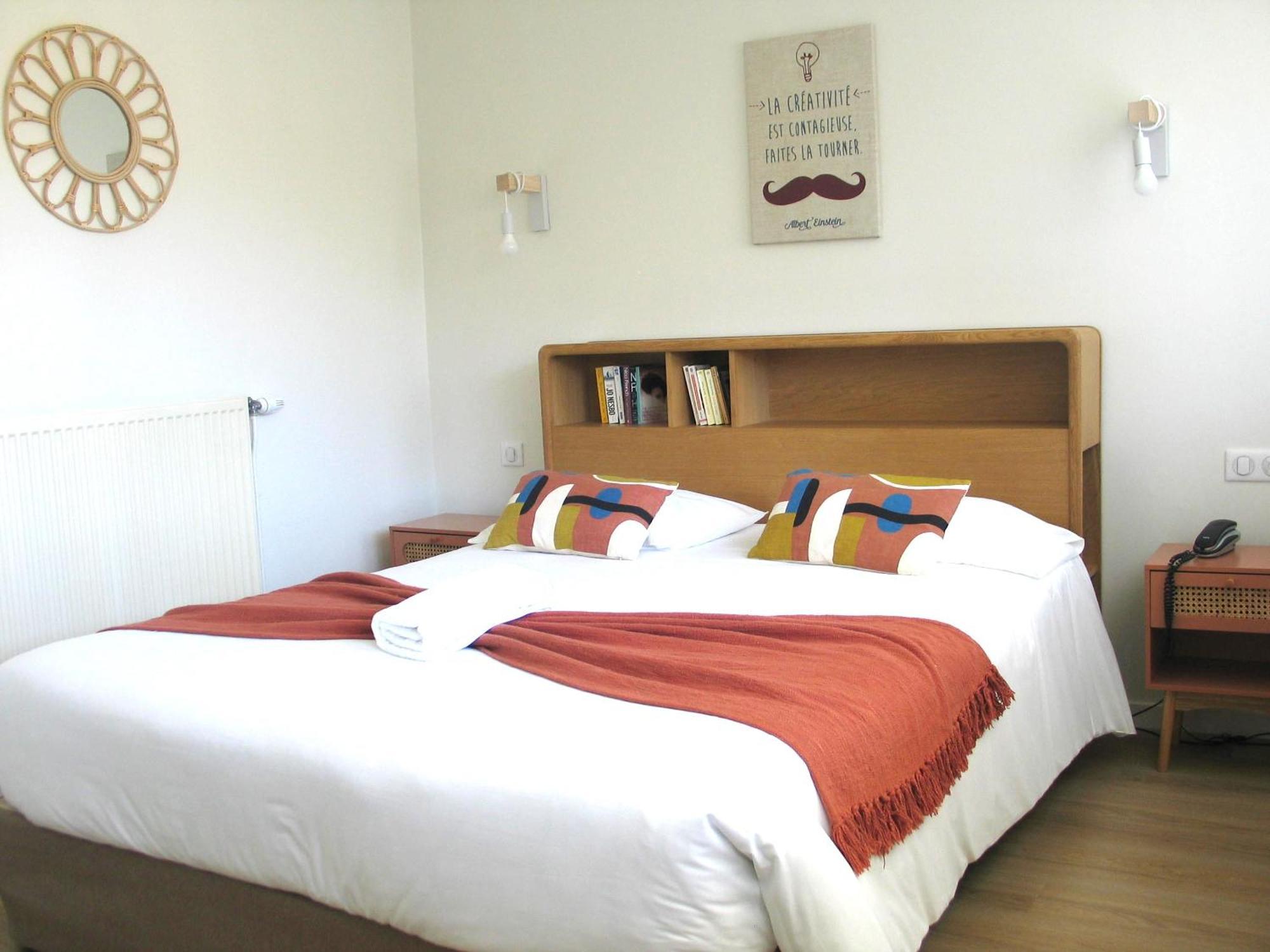 Hotel Astoria Сент Етиен Екстериор снимка